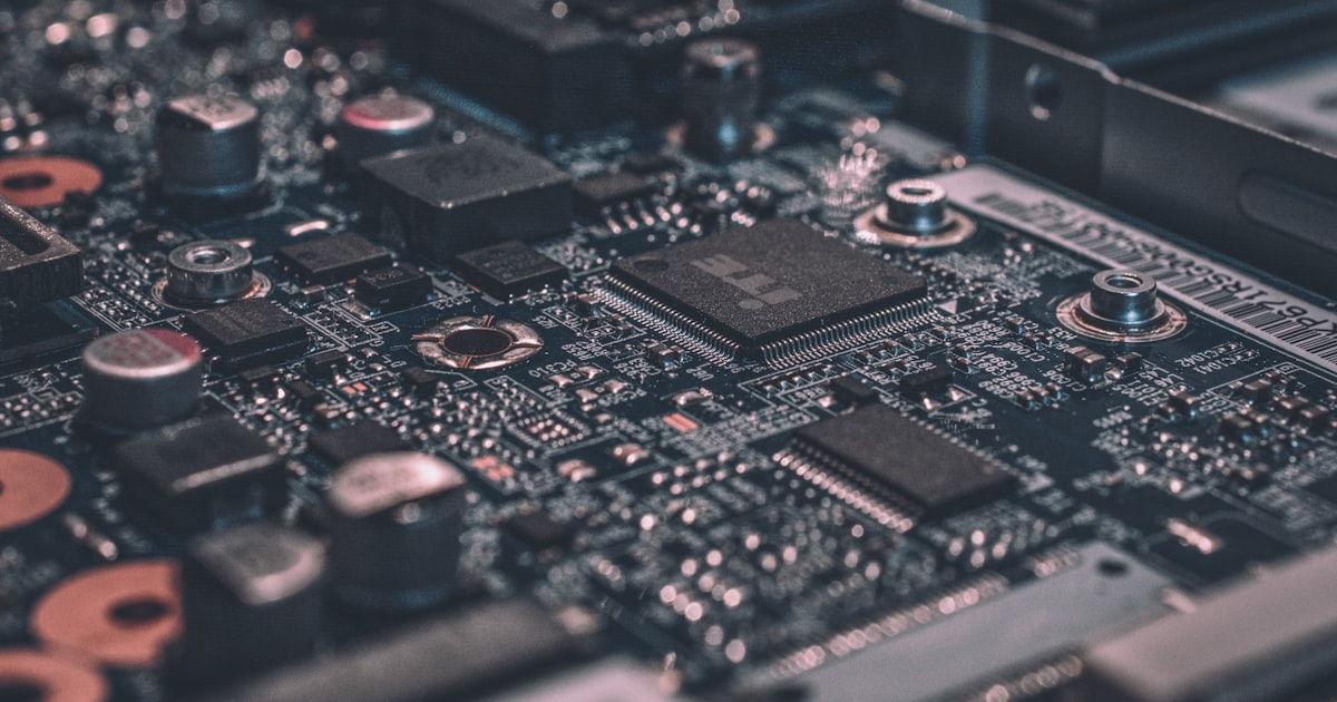 Editor de código em destaque — mercado de desenvolvimento de apps em ascensão